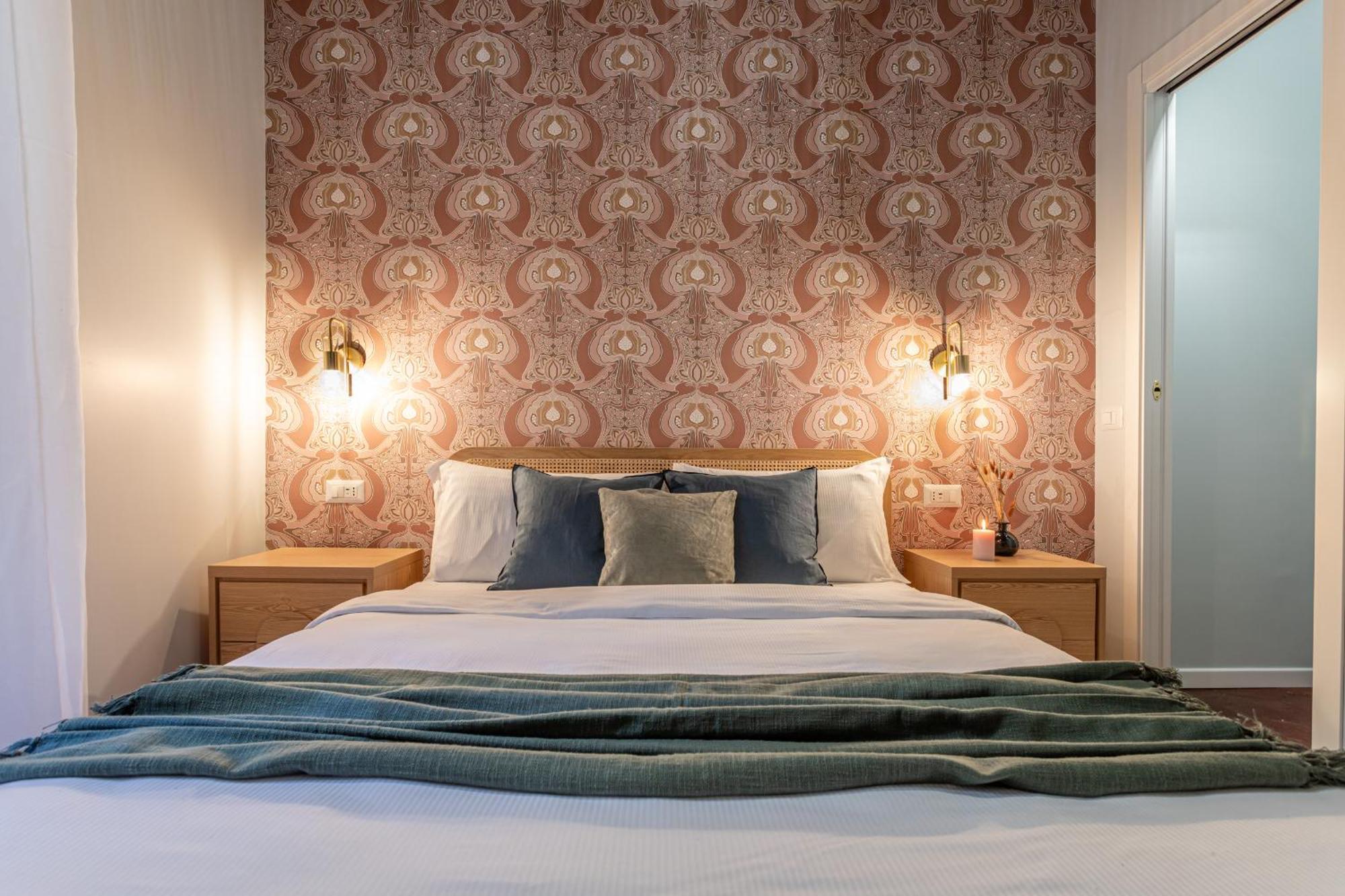 Ambra - Elegant At The Imperial Forums Apartment *
